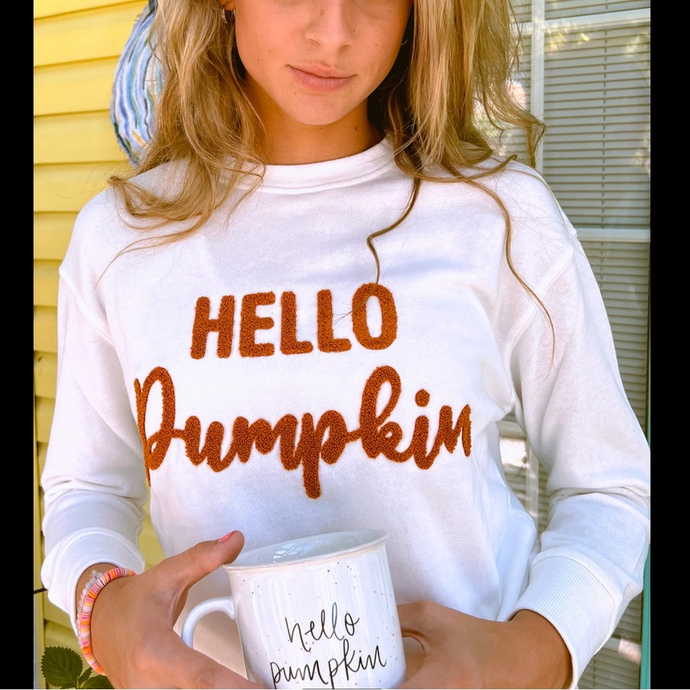 Shiraleah White Sweatshirt hello pumpkin new